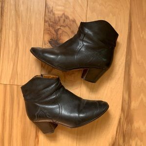 Isabel Marant Dicker Booties in Black leather